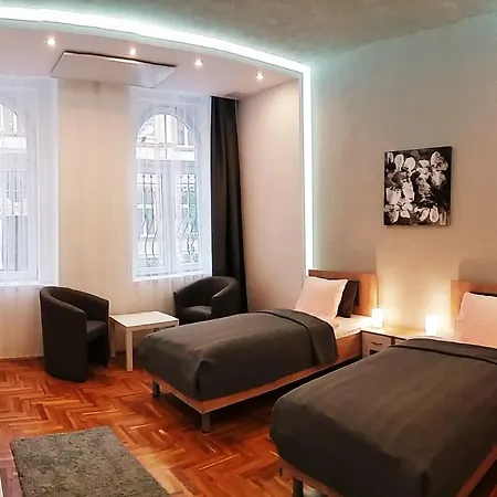 Unique Town Apartment. Clear Comfort. Apartman Budapest