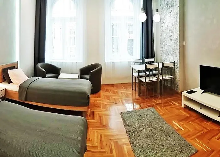 Unique Town Apartment. Clear Comfort. * Budapest